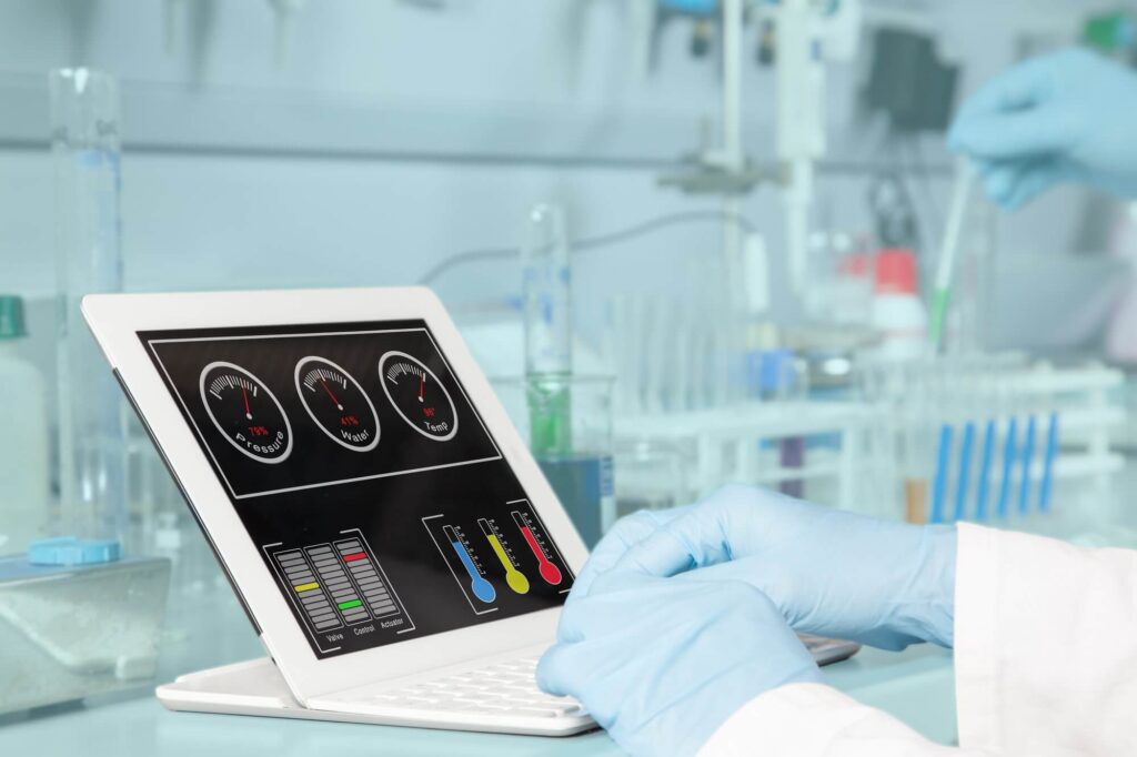 Lab Temperature Monitoring | 24/7 Support | SensoScientific